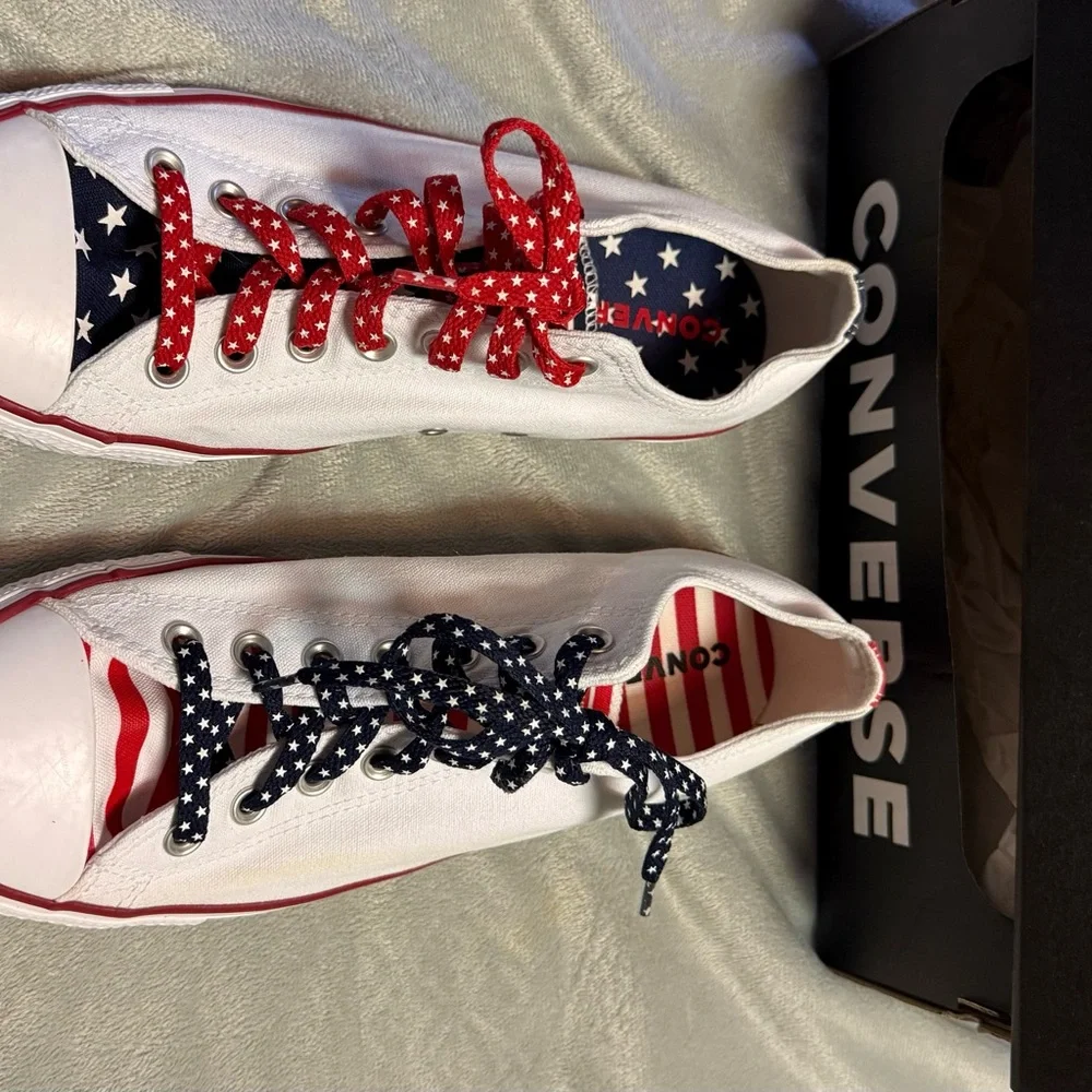 Converse ~ New In Box ~ Men’s Size 10 ~ Women’s Size 12 ~ Chuck Taylor All Star - Picture 12 of 16